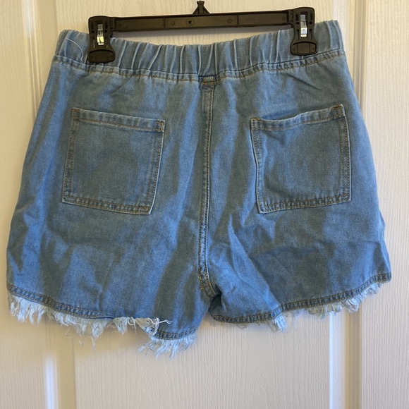 NWT Jean shorts elastic waist with drawstring size L - Picture 2 of 3